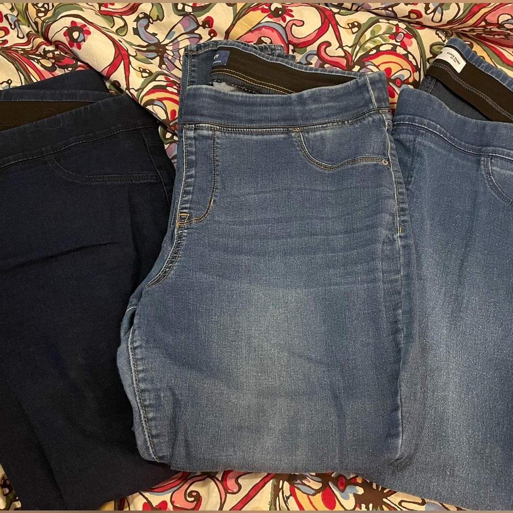 3 Pairs Old Navy Jeans/Jeggings